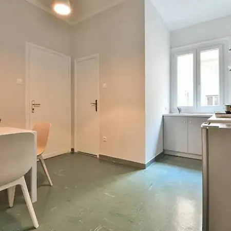 Athenian Stadiou Apartment