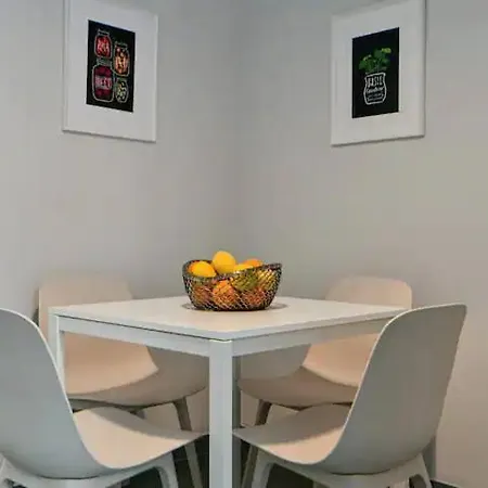 Athenian Stadiou Apartment *
